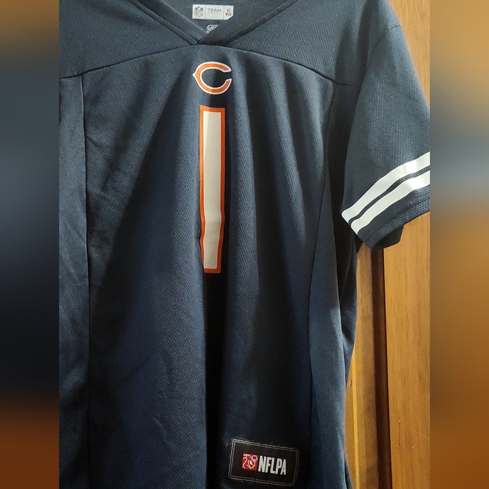 Chicago Bears women's large Fields shirt - Picture 2 of 4